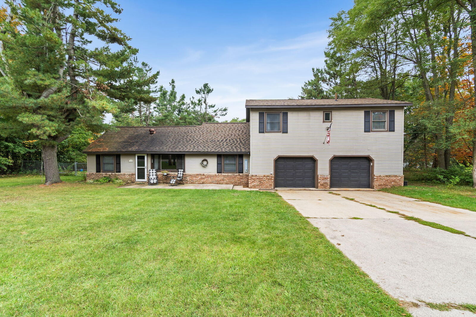 Property Photo: 7786 First Court Avenue MI 49735