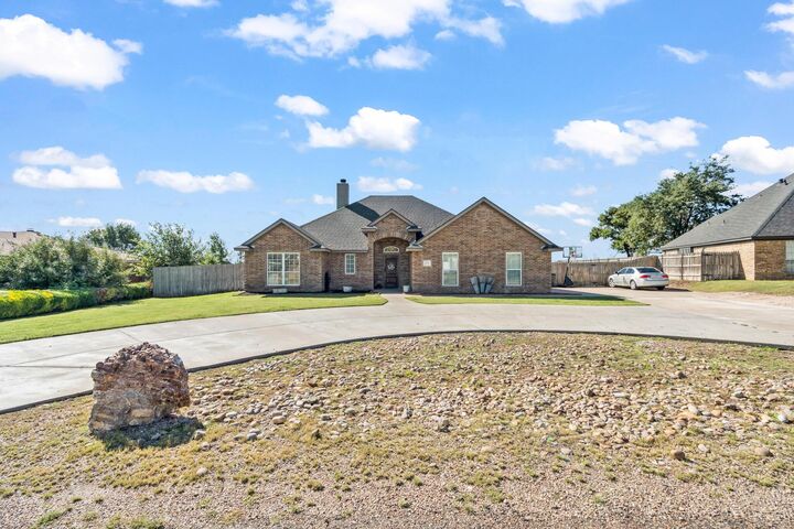 Property Photo: 219 Tumbleweed Street TX 79007