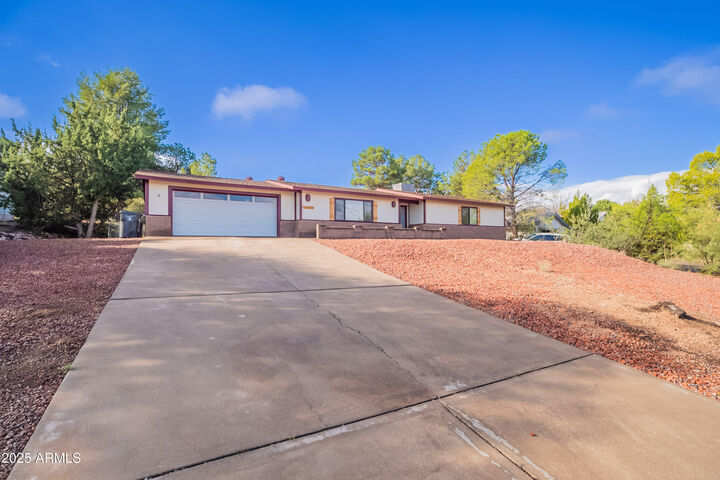 Property Photo:  2362 S Lariat Circle  AZ 86326 