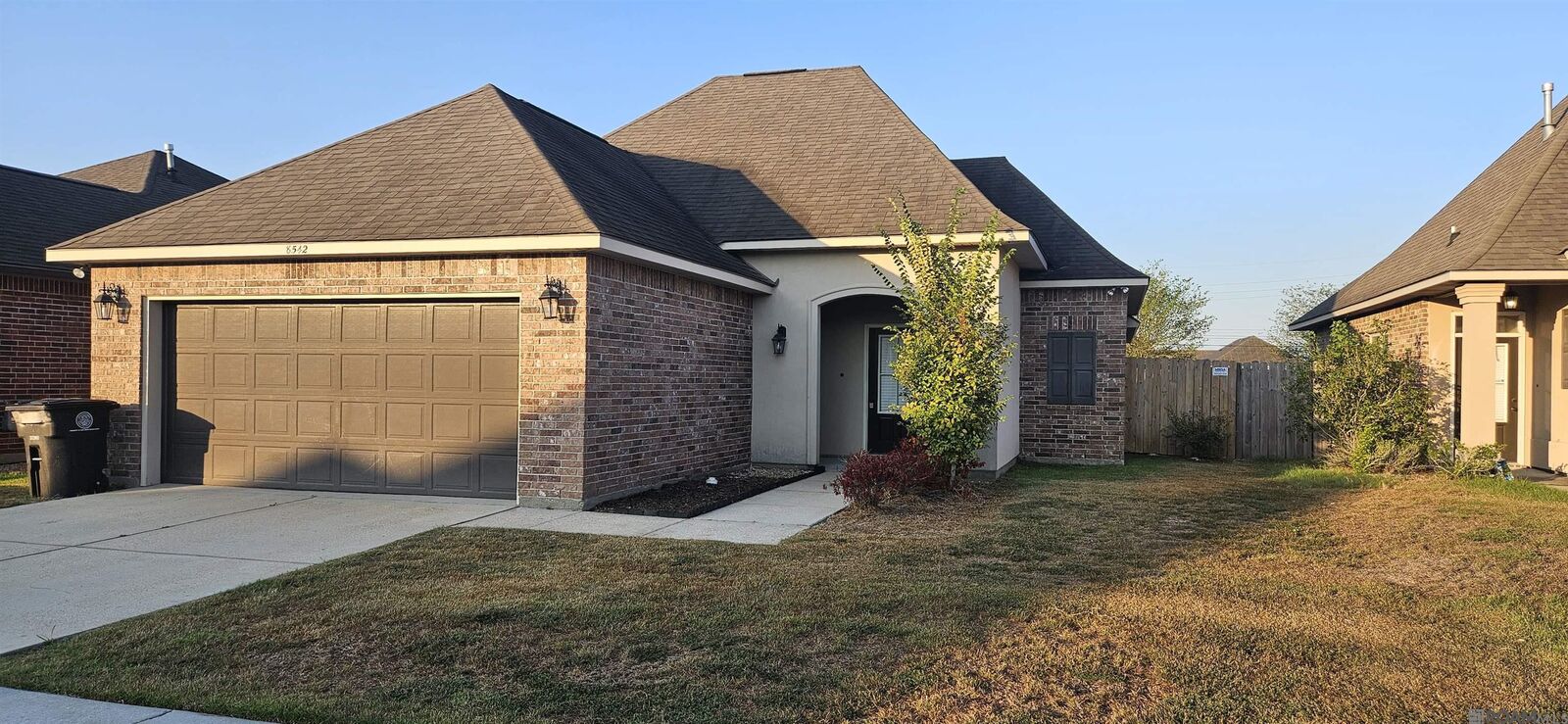 Property Photo: 8542 Abertay Ave LA 70820