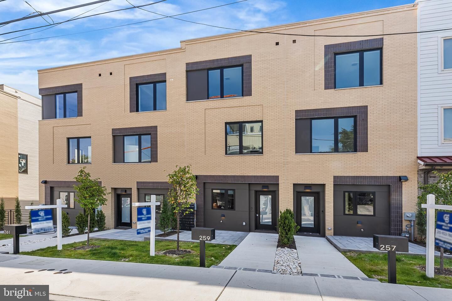 Property Photo:  257 Delmar Street  PA 19128 