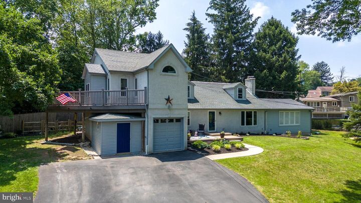 Property Photo:  950 Manor Lane  PA 18966 
