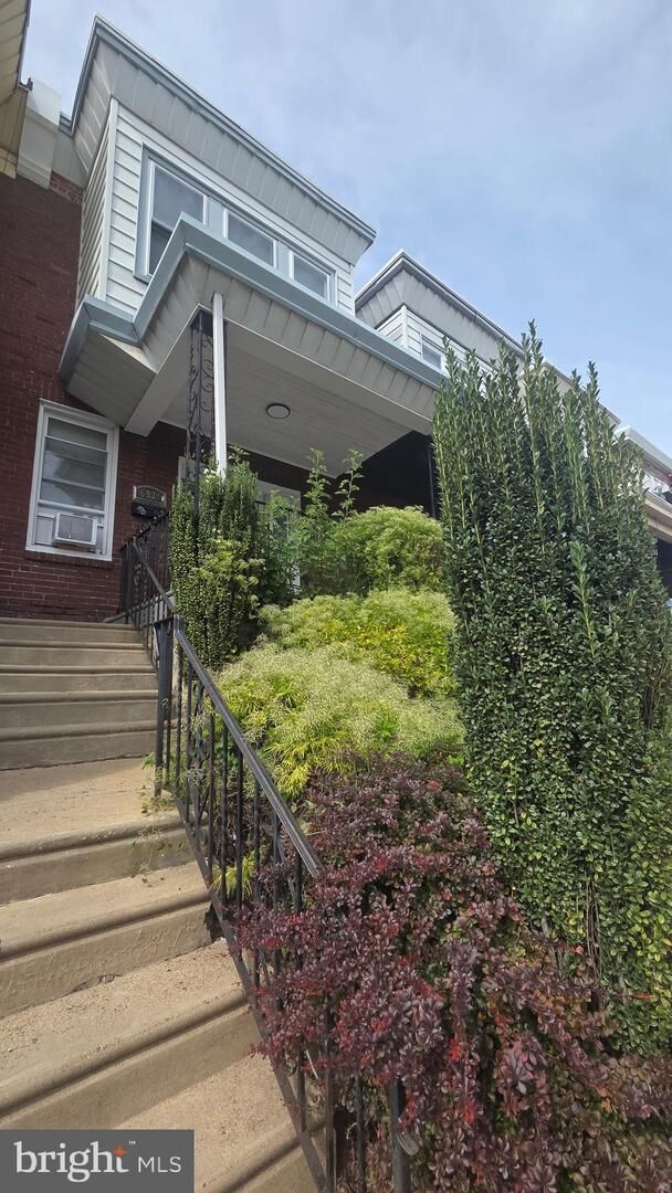 Property Photo:  5934 Palmetto Street  PA 19120 