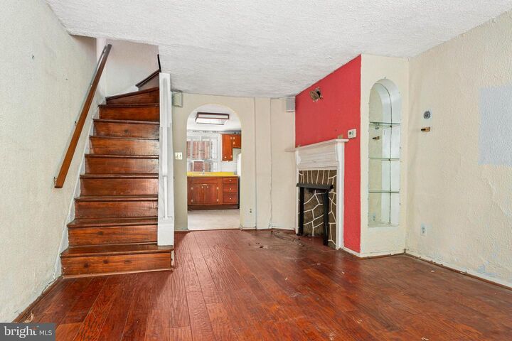 Property Photo:  144 Shurs Lane  PA 19127 
