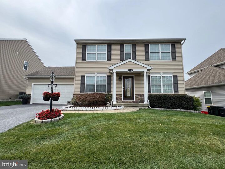 6170 Bayberry Avenue  Manheim PA 17545 photo