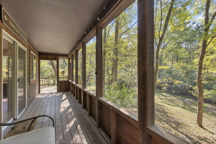 Property Photo: 298 Tillamook Lane OH 43107