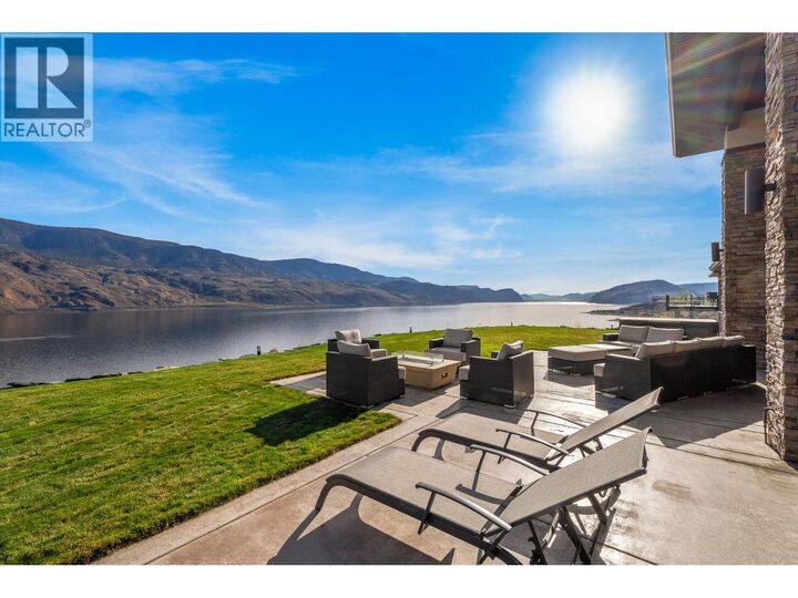 229 Holloway Drive  Kamloops BC V1S 0B3 photo
