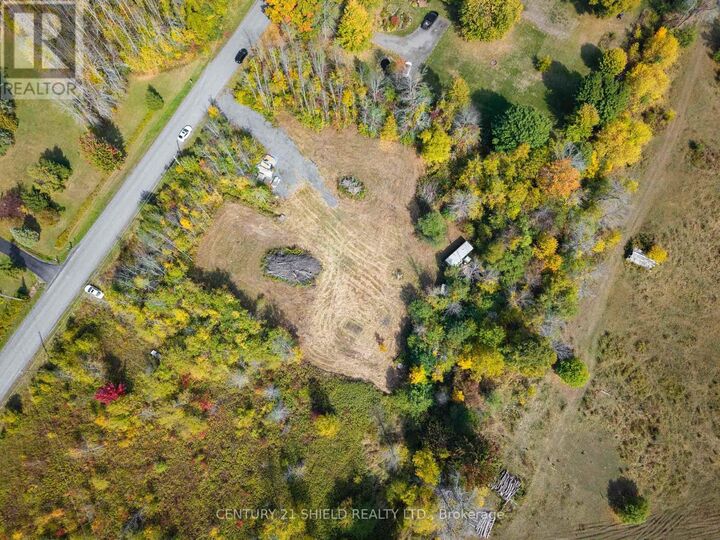 Property Photo:  15618 Dixon Road  ON K0C 1R0 