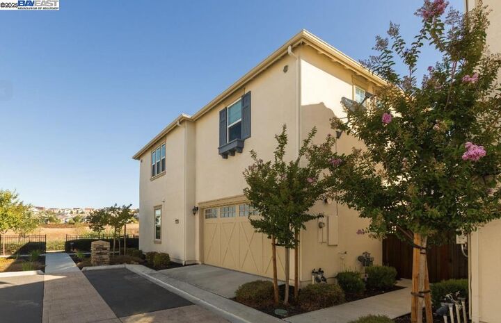 Property Photo:  4456 Sunset View Dr  CA 94568 
