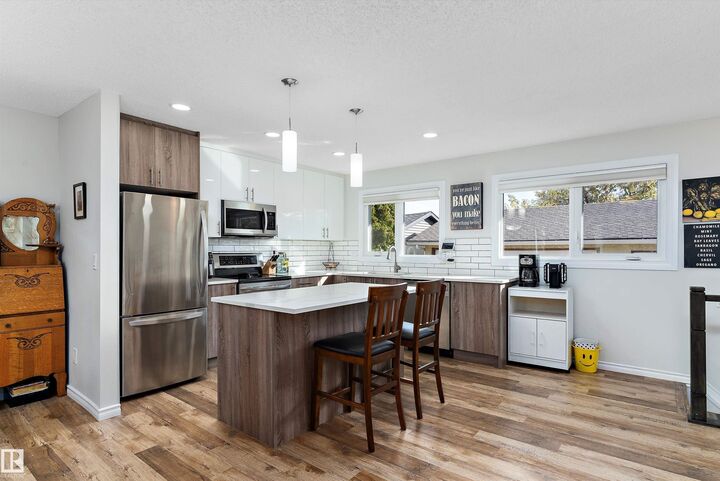 Property Photo:  6703 182 Street NW  AB T5T 2C3 