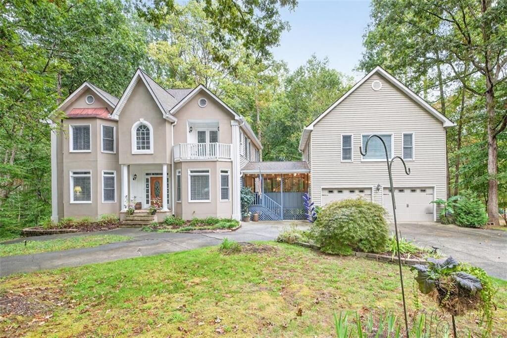 Property Photo:  2901 Tree Top Road  GA 30019 