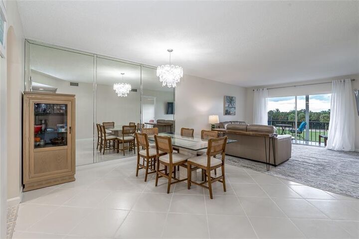 Property Photo:  9411 N Hollybrook Lake Dr 309  FL 33025 