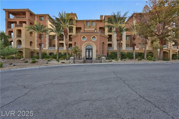 Property Photo: 20 Via Mantova 110 NV 89011