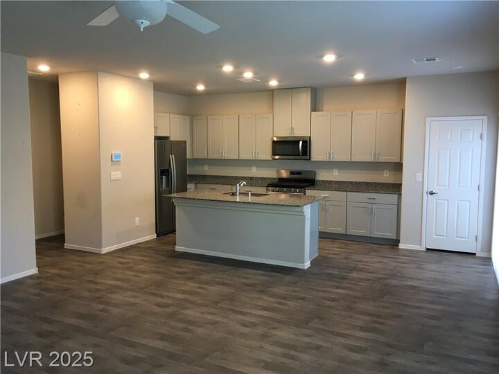 Property Photo: 7471 Cooks Meadow Street 0 NV 89084