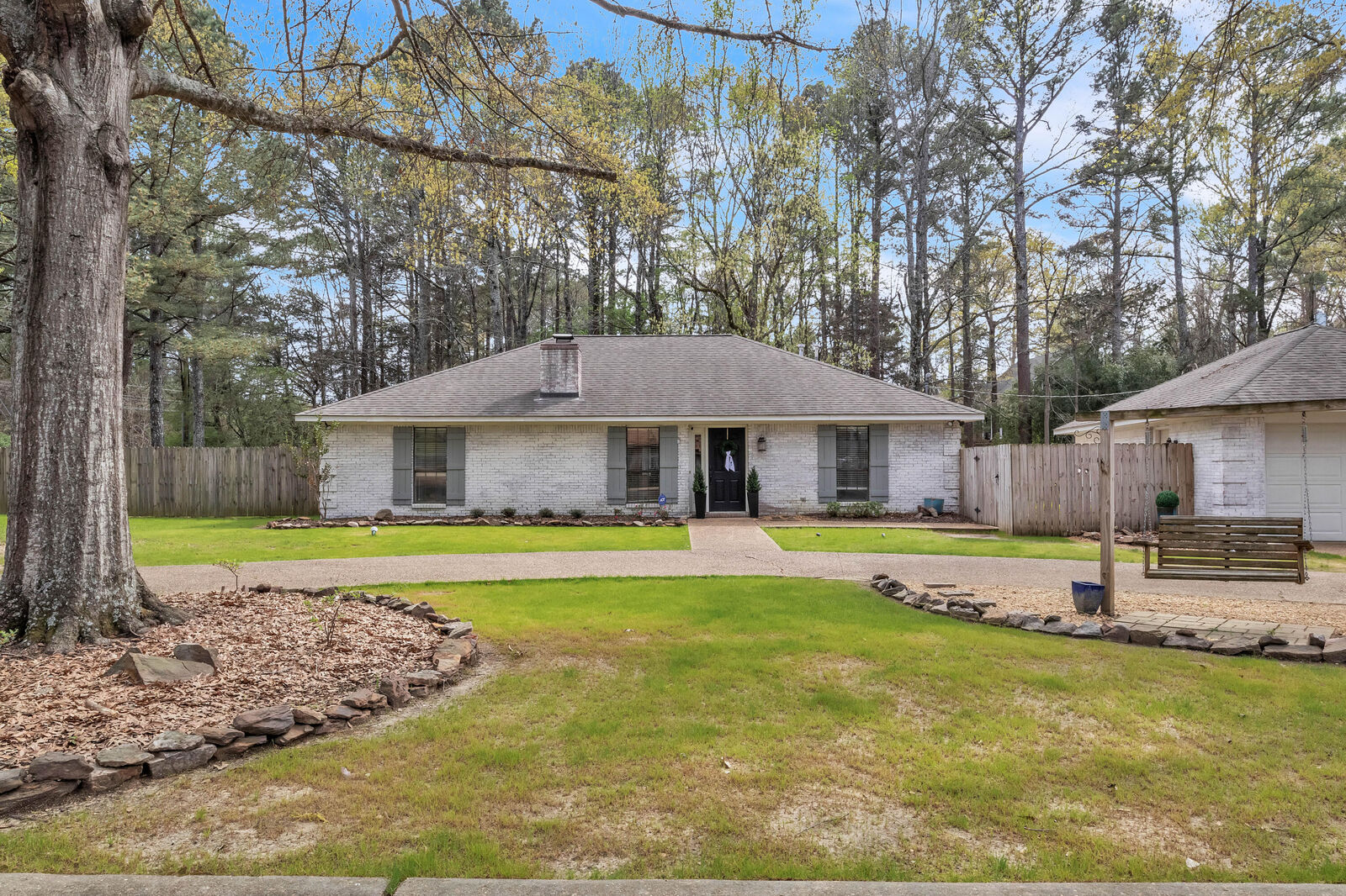 Property Photo: 101 Willow Bend Dr MS 39759