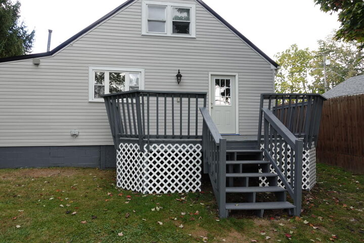 Property Photo: 113 Bibb Ave WV 25801