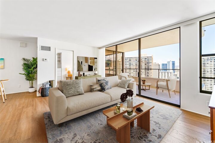 1910 Ala Moana Boulevard 32E  Honolulu HI 96815 photo