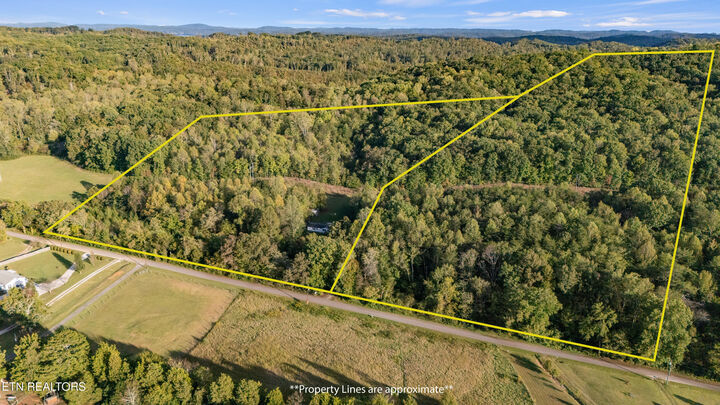 Property Photo: 253 & 261 Waldo Rd TN 37854