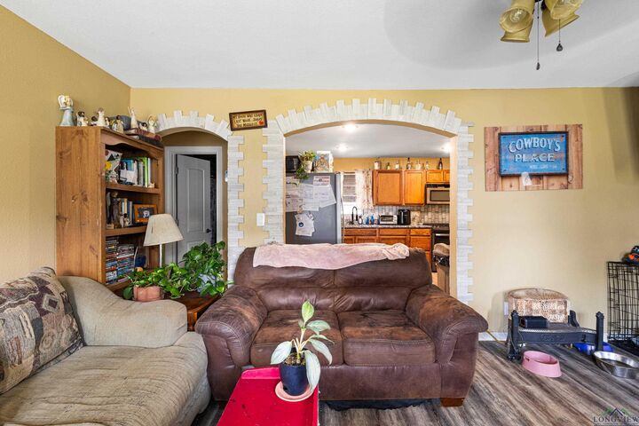 Property Photo:  214 Fairview Street  TX 75672 