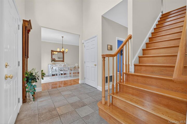 Property Photo:  6 Woodcliff Drive  NY 12582 