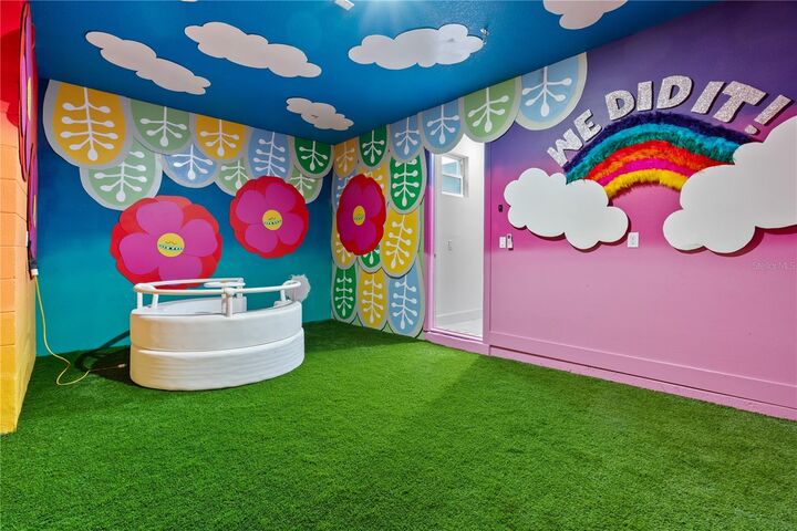 Property Photo:  977 Desert Mountain Court  FL 34747 