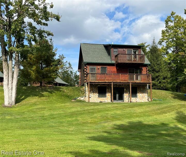 Property Photo: 2395 Beaver Creek Drive 50 MI 49735