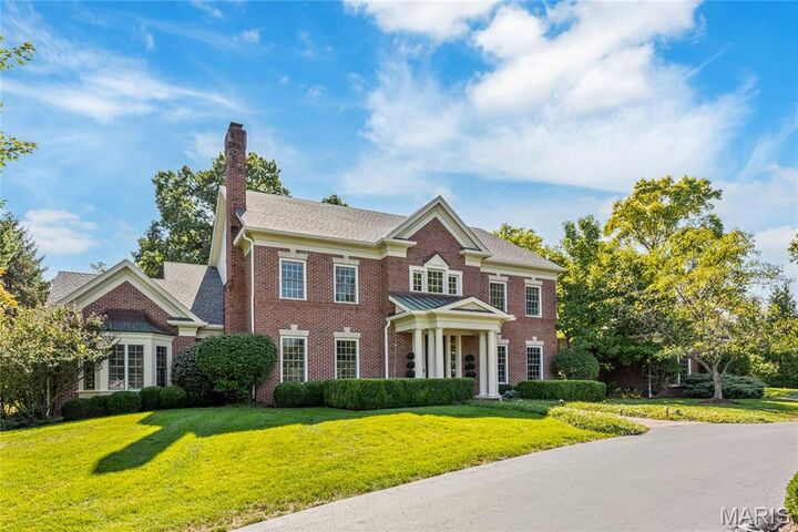 29 Muirfield Lane  Town and Country MO 63141 photo