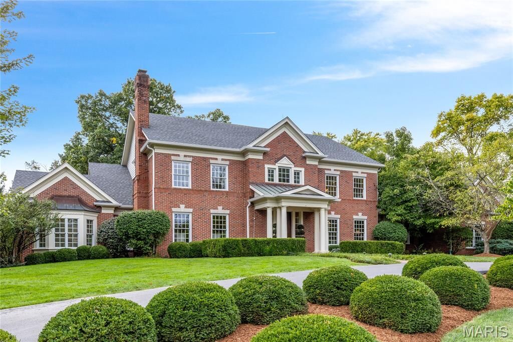 Property Photo: 29 Muirfield Lane MO 63141