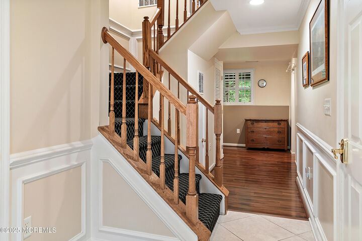 Property Photo:  6 New Castle Street  NJ 07727 