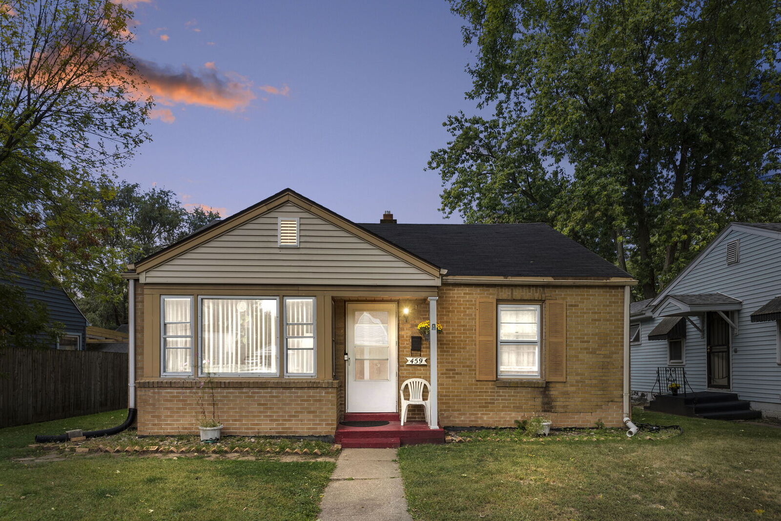 Property Photo:  459 S Nelson Avenue  IL 60901