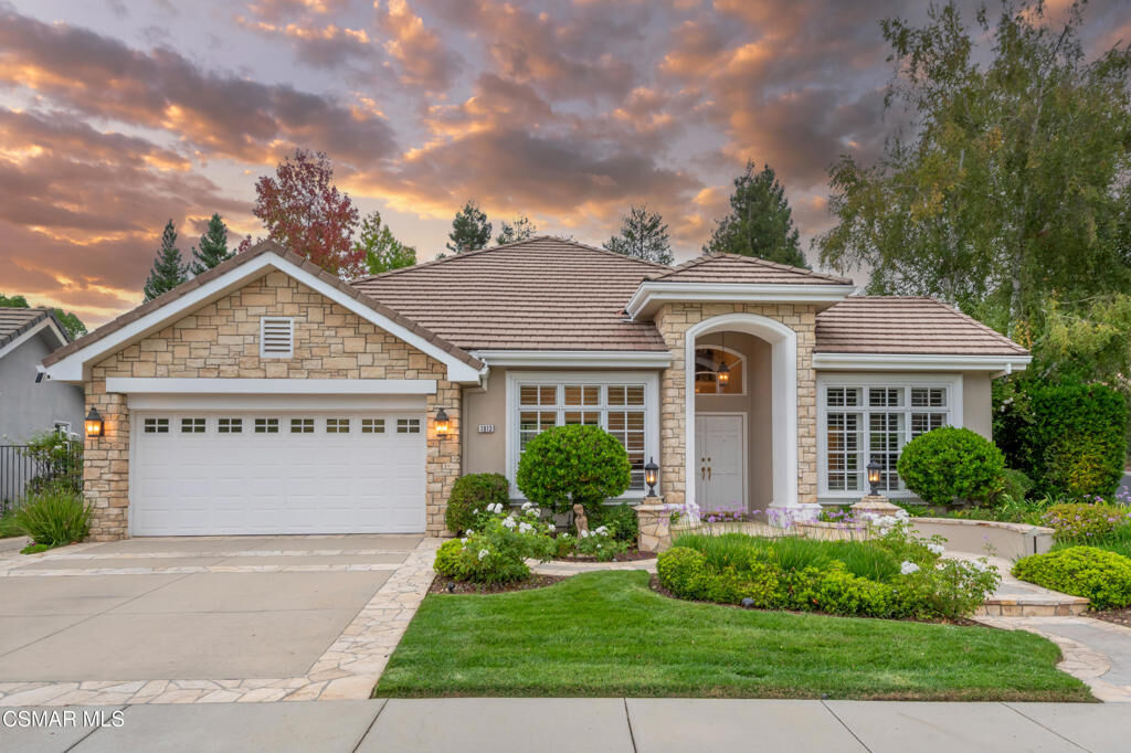 Property Photo:  1613 Oakcottage Court  CA 91361 