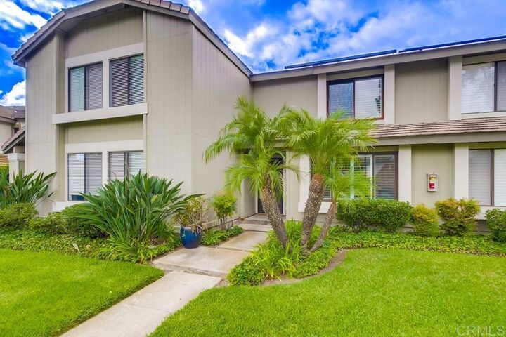 Property Photo:  5283 Edge Park Way  CA 92124
