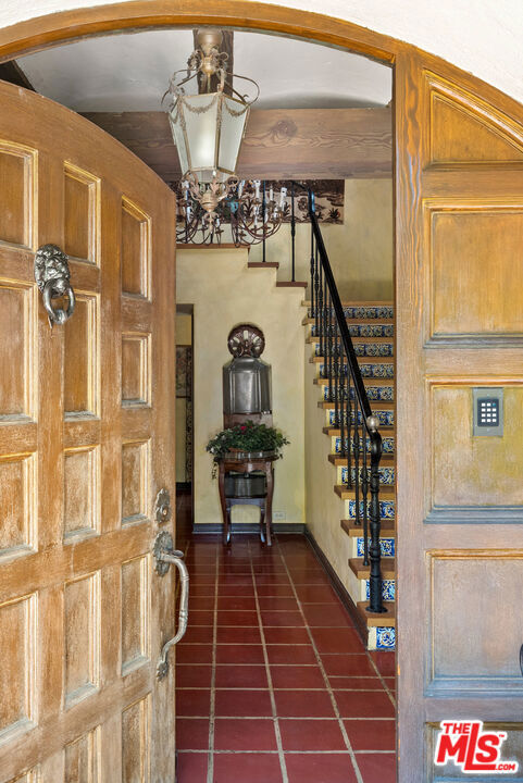 Property Photo: 706 N Maple Drive CA 90210