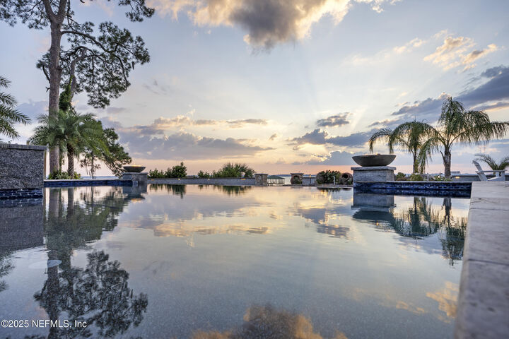 Property Photo: 2501 Scott Mill Drive S FL 32223