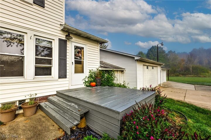 Property Photo: 634 Bristol Champion Townline Road NE OH 44402