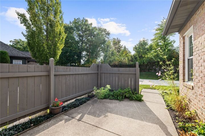 Property Photo:  8050 Harbor Creek Drive 2402  OH 44060 