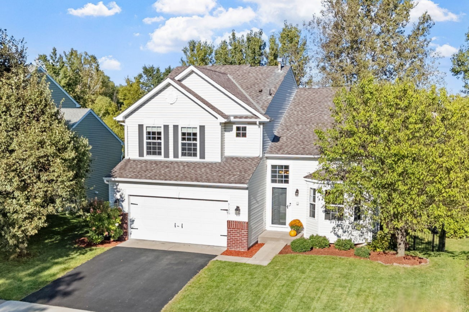 Property Photo: 9126 Olive Lane N MN 55311