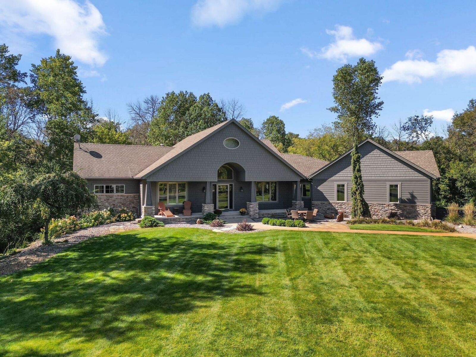 Property Photo:  23062 Woodland Ridge Drive  MN 55044 