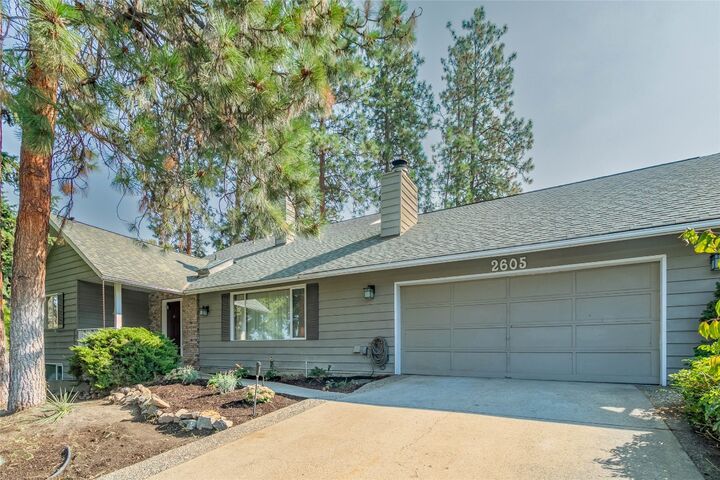 Property Photo:  2605 Alberta Court  BC V1W 2X8 