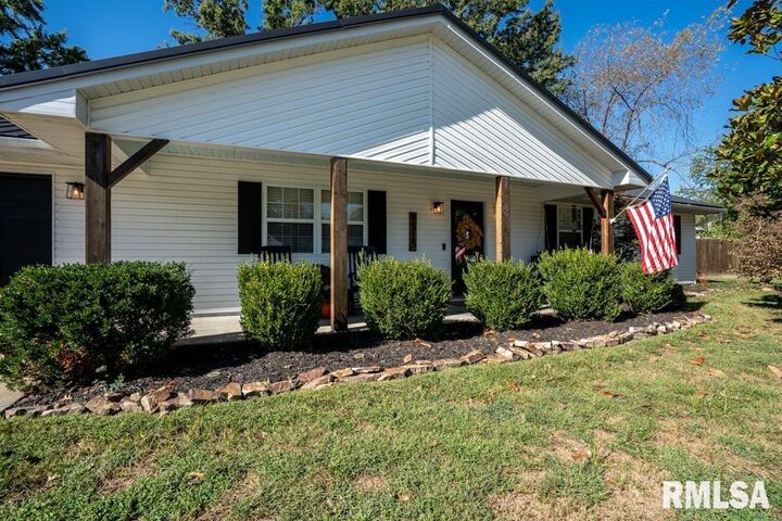 Property Photo:  1515 Brittany Lane  IL 62959 