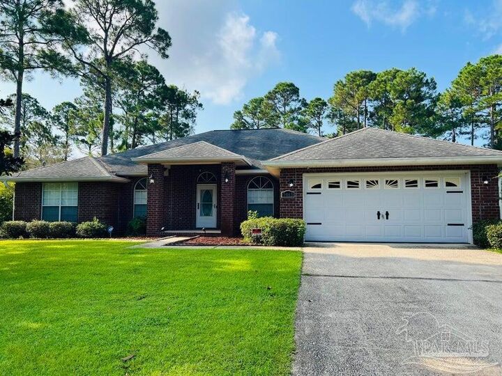 7013 Leisure St  Navarre FL 32566 photo