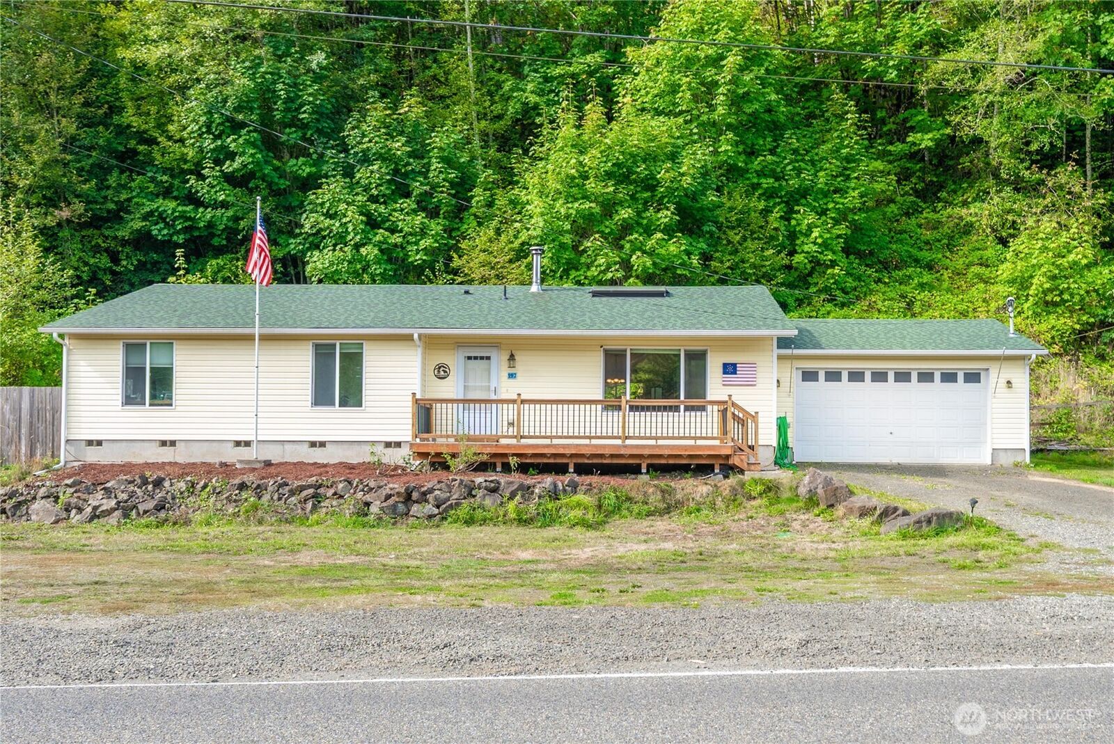 Property Photo: 197 Mox Chehalis Road WA 98541