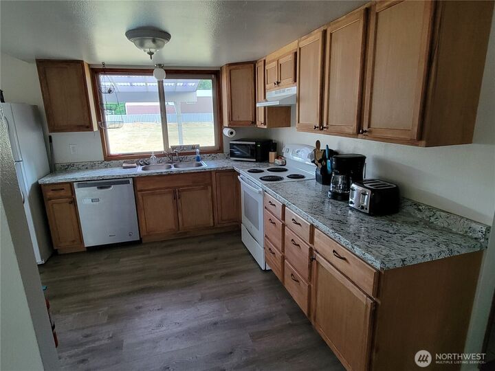 Property Photo: 1150 N Bogachiel Way N WA 98331