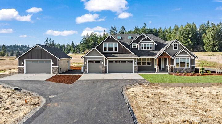 10402  66th Avenue NW  Gig Harbor WA 98332 photo