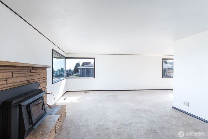 Property Photo: 124 Fogarty Avenue WA 98362