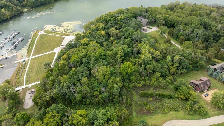 Property Photo:  2 Waterford Drive  IL 61036 