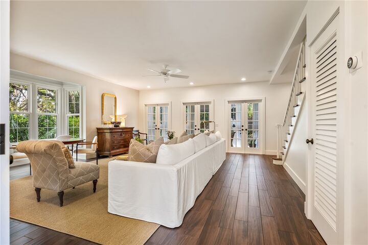 Property Photo:  1300 Palmetto Court 109  FL 32963