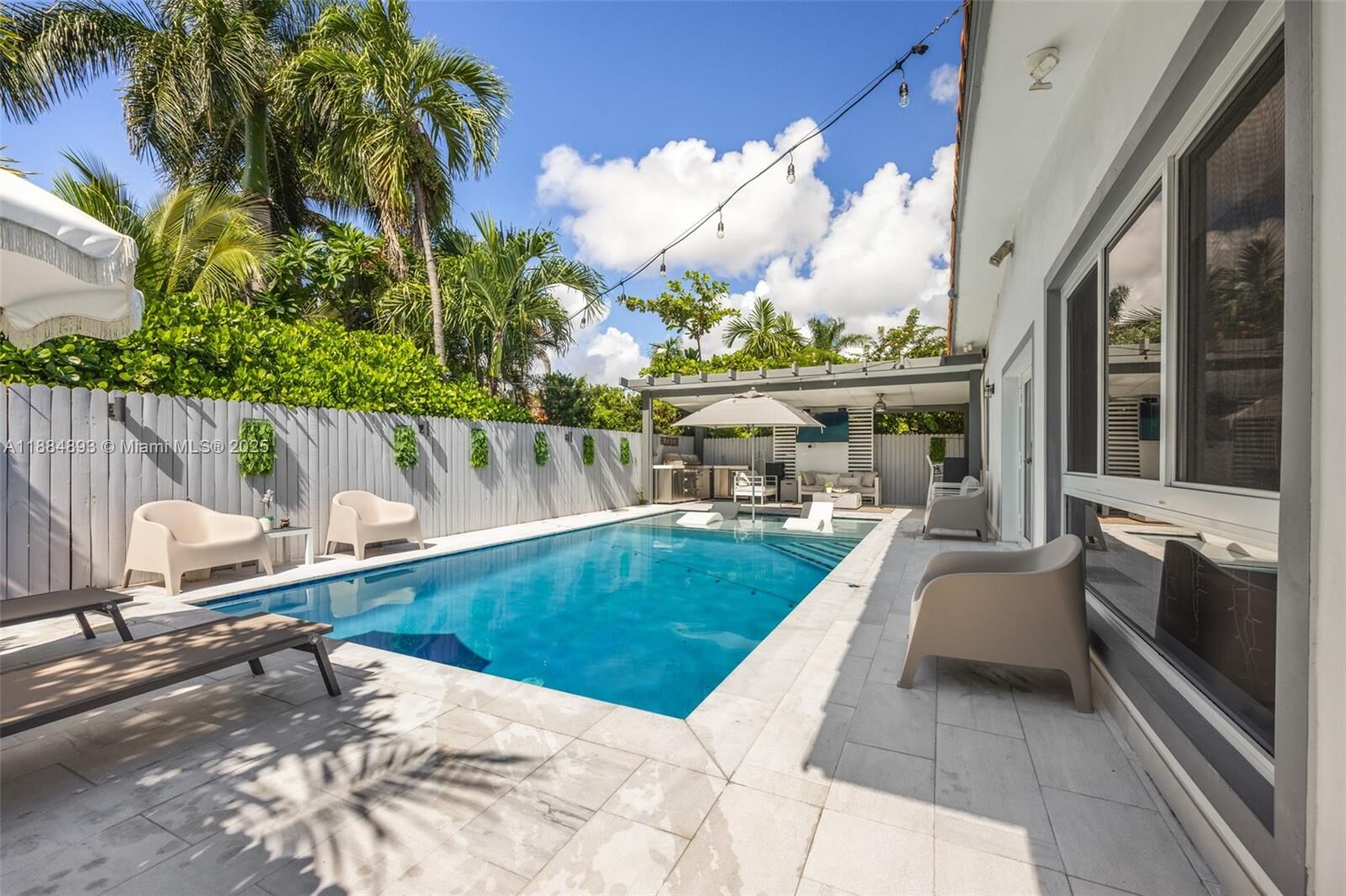 Property Photo:  110 SW 22nd Rd  FL 33129 