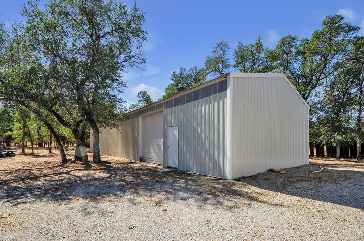 Property Photo: 19375 Whippletree Road CA 96022