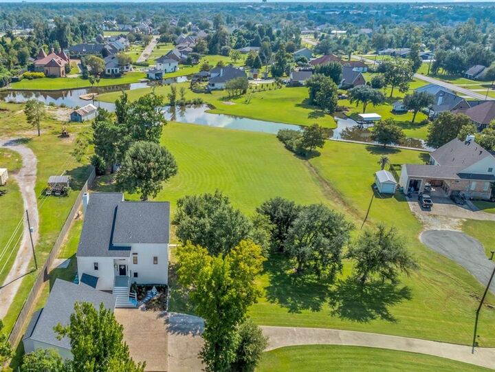Property Photo: 3104 Greenleaf Lane LA 70605